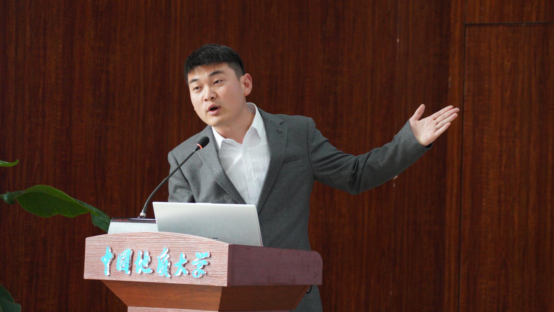 伟德源自英国始于1946